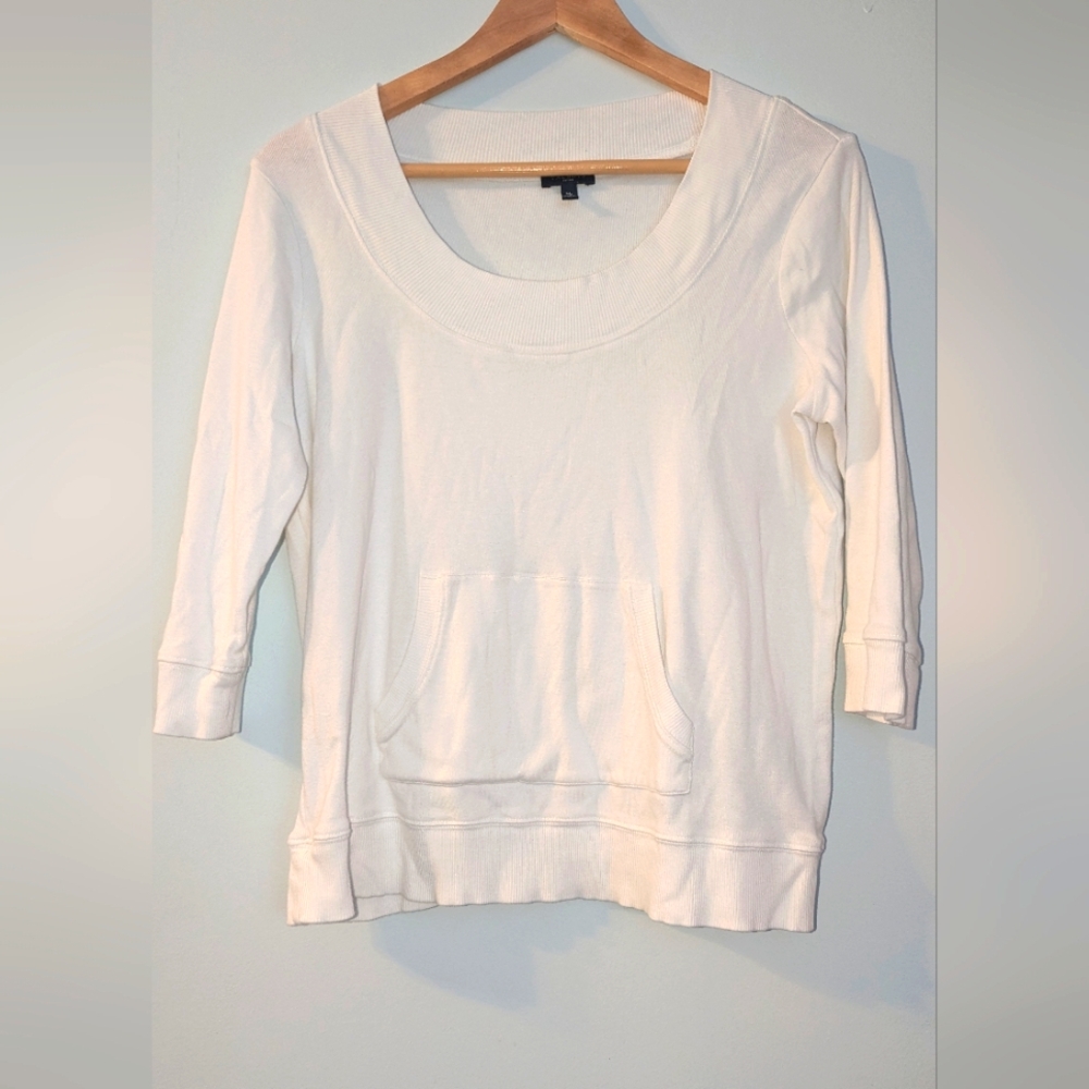 Kangaroo Pocket Top